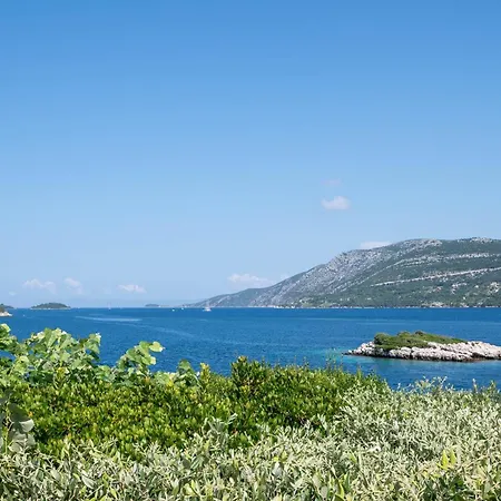 Apartments By The Sea Tri Zala, Korcula - 9237 Zrnovo Exterior photo
