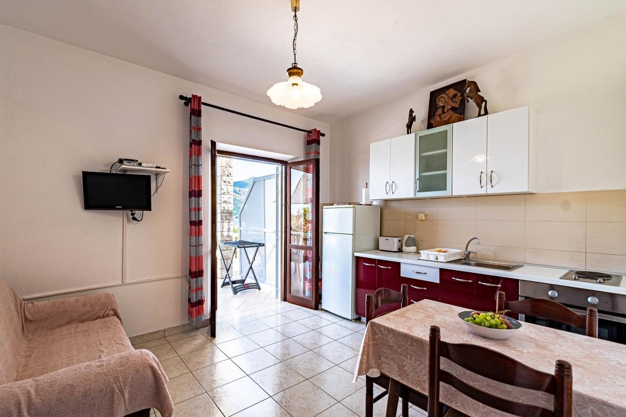 By The Sea Tri Zala, Korcula - 9237 Apartment *